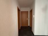 Flur - Etagenwohnung mit 70,00 m&sup2; in Altenburg zur Miete