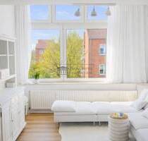 Offenes Wohngefühl auf zwei Ebenen in gefragter Lage - Köln-Poll