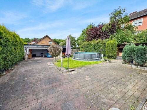 Terrasse mit Garten - 