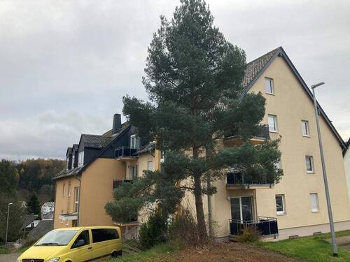 Rückansicht - Etagenwohnung mit 47,90 m² in Hartenstein zum Kaufen