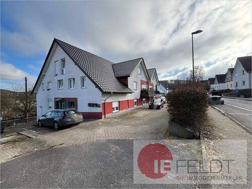 Nördliche Ansicht vom Südring auf den Hof - 