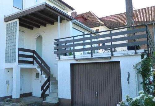 Hofaufgang zum Wintergarten u. Küche - 