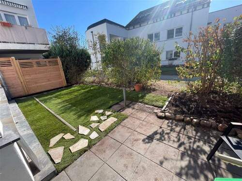 Referenz Garten - 4 Zimmer Terrassenwohnung zum Kaufen in Teltow