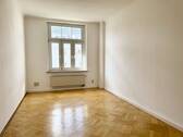 Wohnzimmer - ++ Geräumige 2-Zimmerwohnung in Dresden-Löbtau zu vermieten ++
