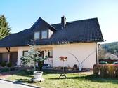 Außenansicht - 7 Zimmer Einfamilienhaus zum Kaufen in Tettau