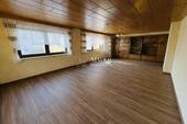 Wohnzimmer EG - 7 Zimmer Einfamilienhaus in Tettau