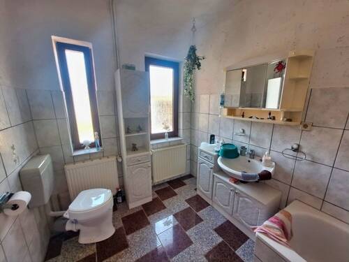 Zweites Badezimmer - 