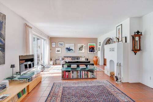 Wohnzimmer - 5 Zimmer Einfamilienhaus zum Kaufen in Oberhaching