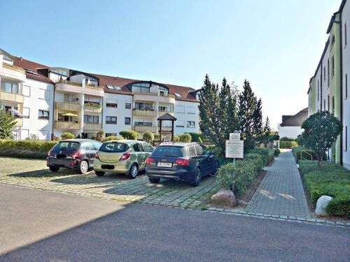 Wohnanlage - 2 Zimmer Etagenwohnung zum Kaufen in Waldheim