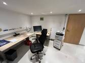 Büro im Keller - 