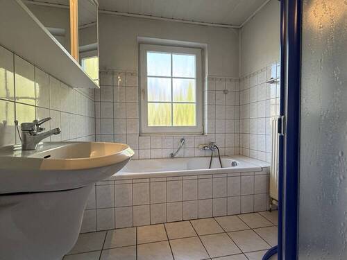 Wannen- und Duschbad - 