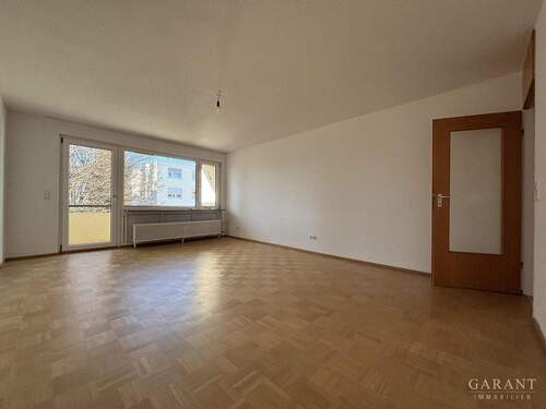 IMG 2020 - 3 Zimmer Etagenwohnung in Stuttgart