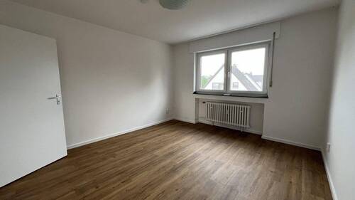 Schlafzimmer - Etagenwohnung mit 76,00 m&sup2; in Leverkusen zur Miete