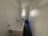 Bad.jpg - 2 Zimmer Etagenwohnung zur Miete in Zwickau