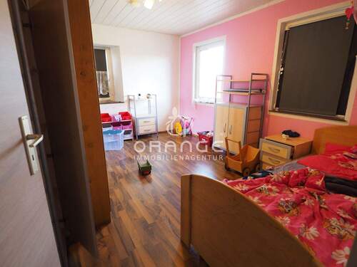 Schlafzimmer - Bauernhaus, Landhaus mit 154,00 m² in Heidenheim / Kleinkuchen zum Kaufen