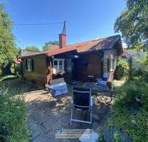 Charmantes, kleines Single- oder Pärchenhaus mit Traumgarten - Schrobenhausen / Halsbach