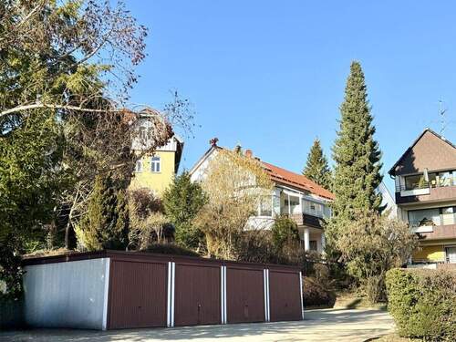 Außenbereich Straßenseite 1 - 