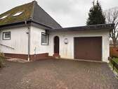 Haus mit Garage - 