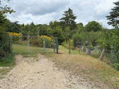 Tor mit Stellplatz - 