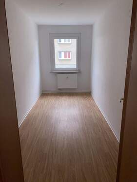 Zimmer 3 - 