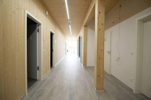 Bild 3 - Halle in Oberkrämer