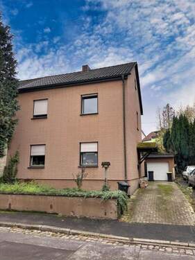 Vorderansicht - EFH mit Garage in VK-Wehrden - Provisionsfrei für den Käufer - Zwangsversteigerung