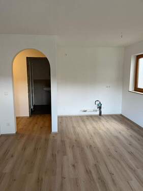 Anschluß für Küchenzeile - 2 Zimmer Etagenwohnung in Dettingen an der Erms