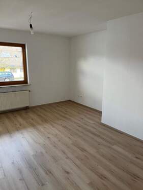  Wohnzimmer - Etagenwohnung mit 46,70 m&sup2; in Dettingen an der Erms zum Kaufen