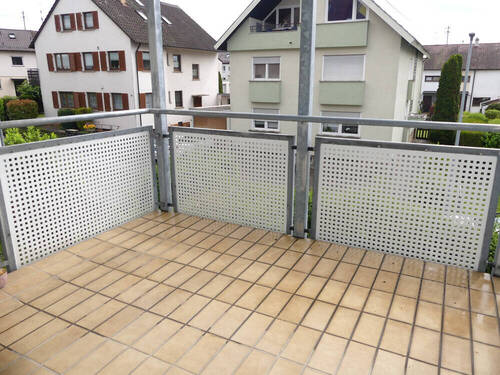 Balkon - Etagenwohnung mit 58,00 m&sup2; in Freiberg am Neckar zur Miete