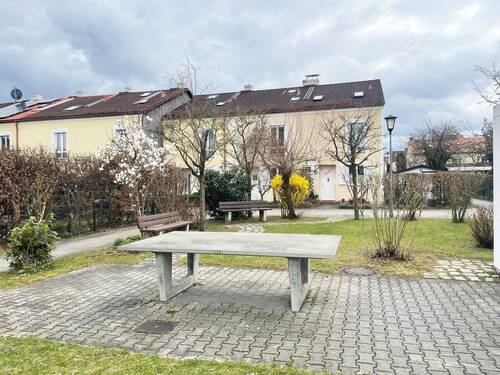 Umgebung - Reihenendhaus mit 127,60 m² in München zum Kaufen