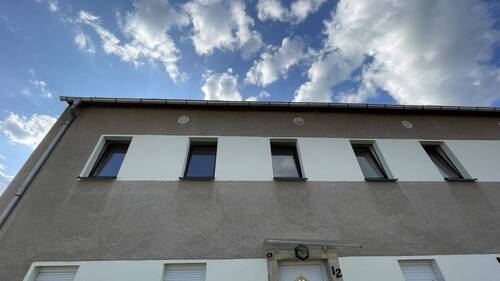 Wohnung von Außen - Etagenwohnung mit 82,00 m² in Ottendorf-Okrilla zum Kaufen
