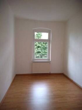 Wohnraum 1 - CITYNAH ++ 4-ZIMMER-WOHNUNG MIT BALKON ++ CHARMANTER ALTBAU