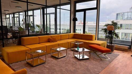 Community Area mit View - Moderne Bürofläche in zentraler Lage mit Dachterrasse - All-in-Miete