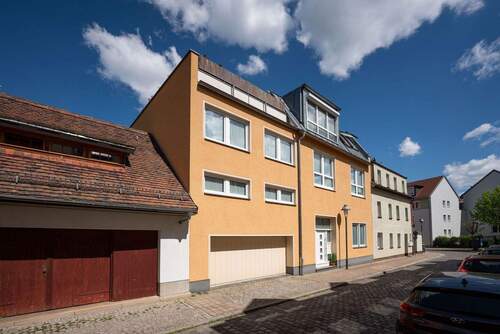 Straßenansicht - 6 Zimmer Einfamilienhaus zum Kaufen in Jena