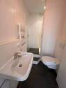 Gäste-WC mit Dusche - 