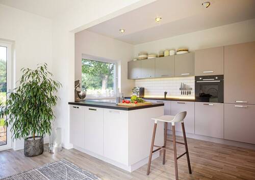 Moderne Küche mit Weitblick - 5 Zimmer Einfamilienhaus zum Kaufen in Worms