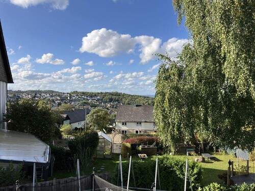 Fernblick - 5 Zimmer Einfamilienhaus zum Kaufen in Weitefeld