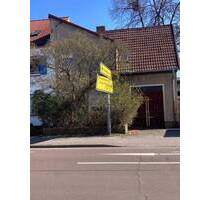 Kleines sanierungsbedürftiges Stadtwohnhaus im Zentrum von Köthen