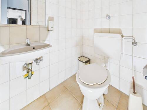 WC 2 - 