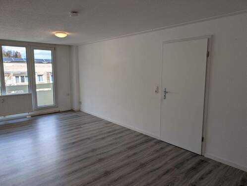 Zimmer 2 - 