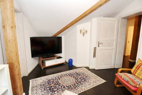Zimmer DG (2) - 