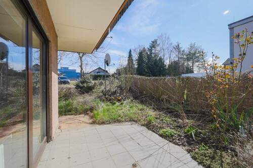 Terrasse - Ebenerdige 3,5-Zimmer-ETW mit Terrasse und großem Gartenanteil!