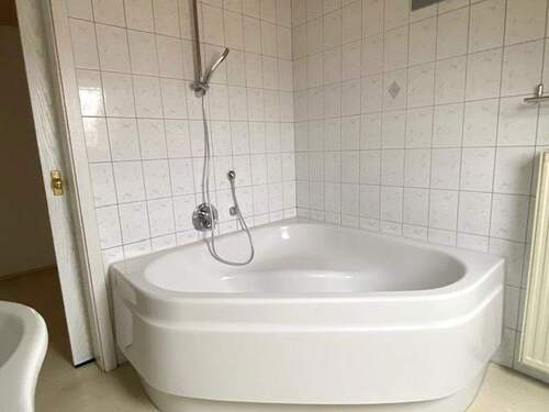 Eckbadewanne - 