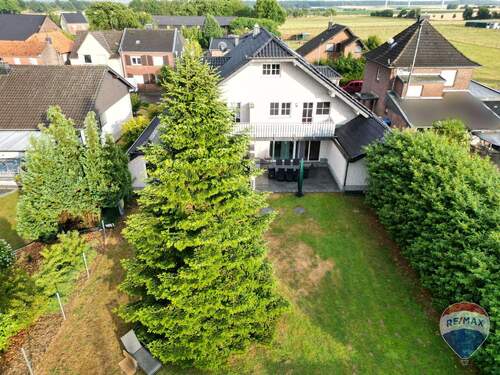 Luftansicht - Mehrfamilienhaus, Wohnhaus mit 305,00 m&sup2; in Heinsberg zum Kaufen