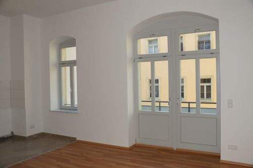 Wohnzimmer (3) - Etagenwohnung mit 79,80 m&sup2; in Dresden zum Kaufen