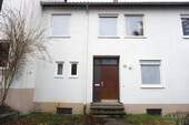 Aussenansicht - Familienfreundliches Reihenmittelhaus in Wankheim sucht neuen Eigentümer!
