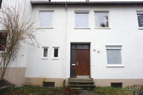 Aussenansicht - Familienfreundliches Reihenmittelhaus in Wankheim sucht neuen Eigentümer!