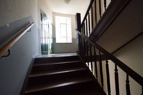 Treppenhaus - 3 Zimmer Etagenwohnung zum Kaufen in Leipzig