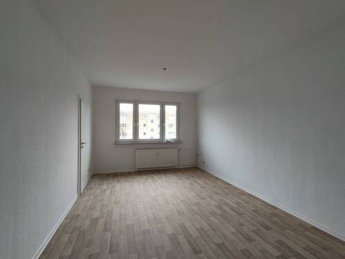 Wohnzimmer - 1 Zimmer Etagenwohnung zur Miete in Zeitz