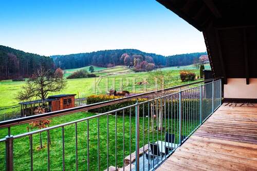 © KUI Anwesen Gerhardshofen - 9 Zimmer Mehrfamilienhaus, Wohnhaus zum Kaufen in Gerhardshofen